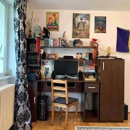 Central Apartment Muncii Area Netflix Букурещ Екстериор снимка