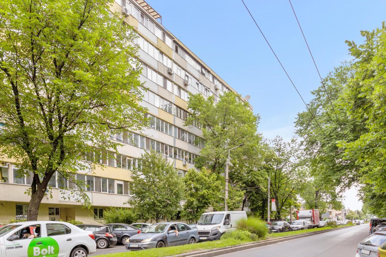 Central Apartment Muncii Area Netflix Букурещ Екстериор снимка